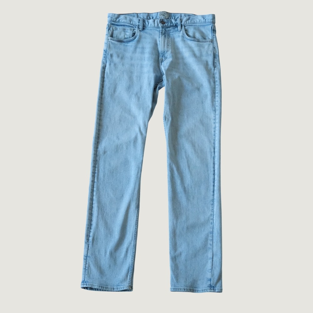 Faherty Jeans Straight Leg Light Wash Blue Denim Fits 36x34 Casual Beach Surf